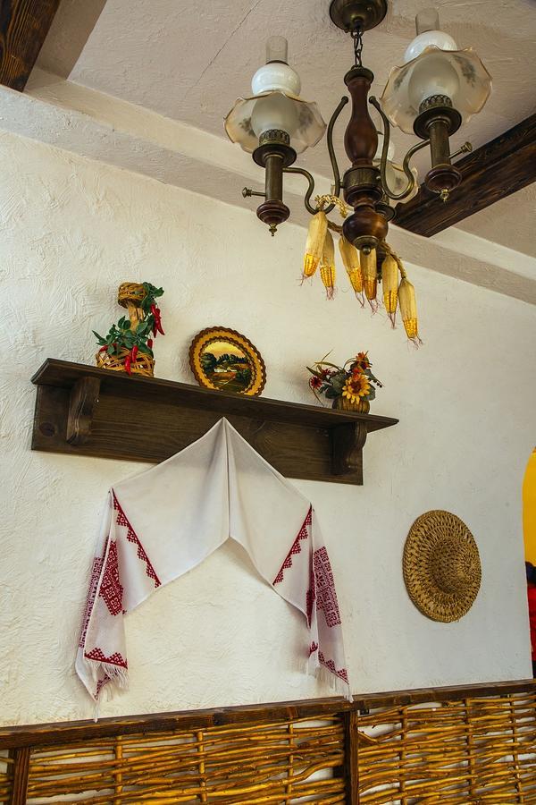 Stary Melnik Hotel Alma-Ata Buitenkant foto